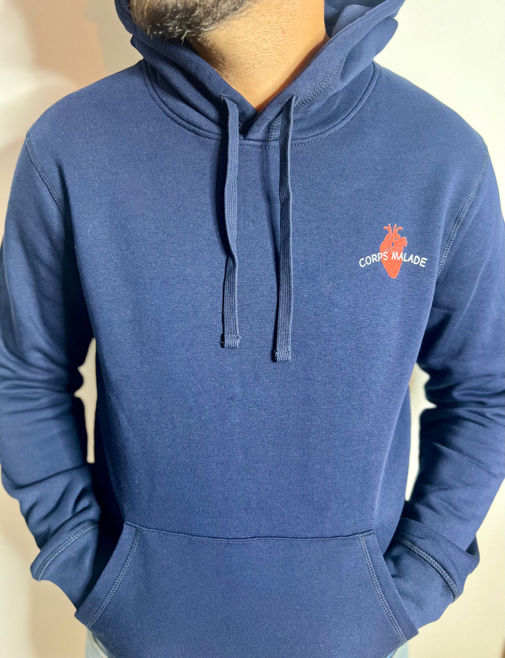 Sweet à capuche « Corps malade »